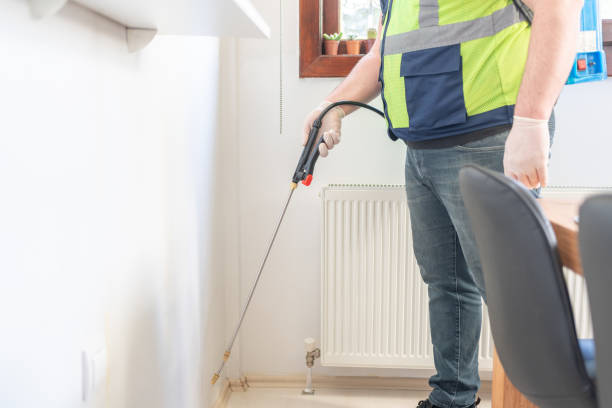 Best Exterminator Services  in Flower Hill, NY